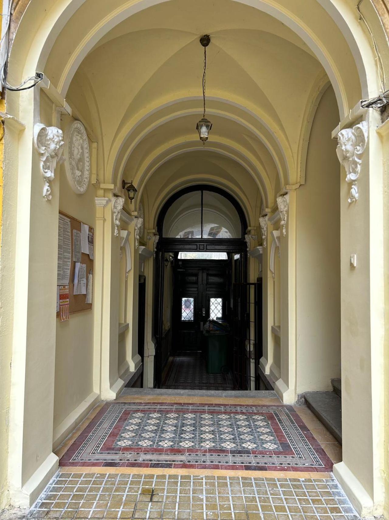 No. 11 Apartment With 2 Bathrooms Next To Railway Station Будапеща Екстериор снимка